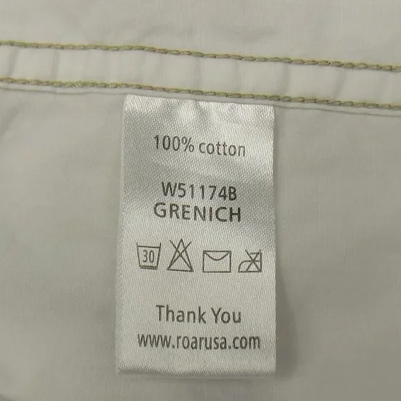 Roar Men's Embroidered Crest Design Button Front Collared Shirt Size Small - Picture 11 of 11